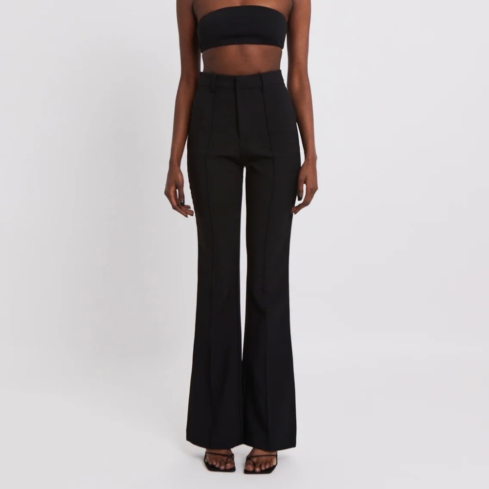 Wide-leg Trousers
